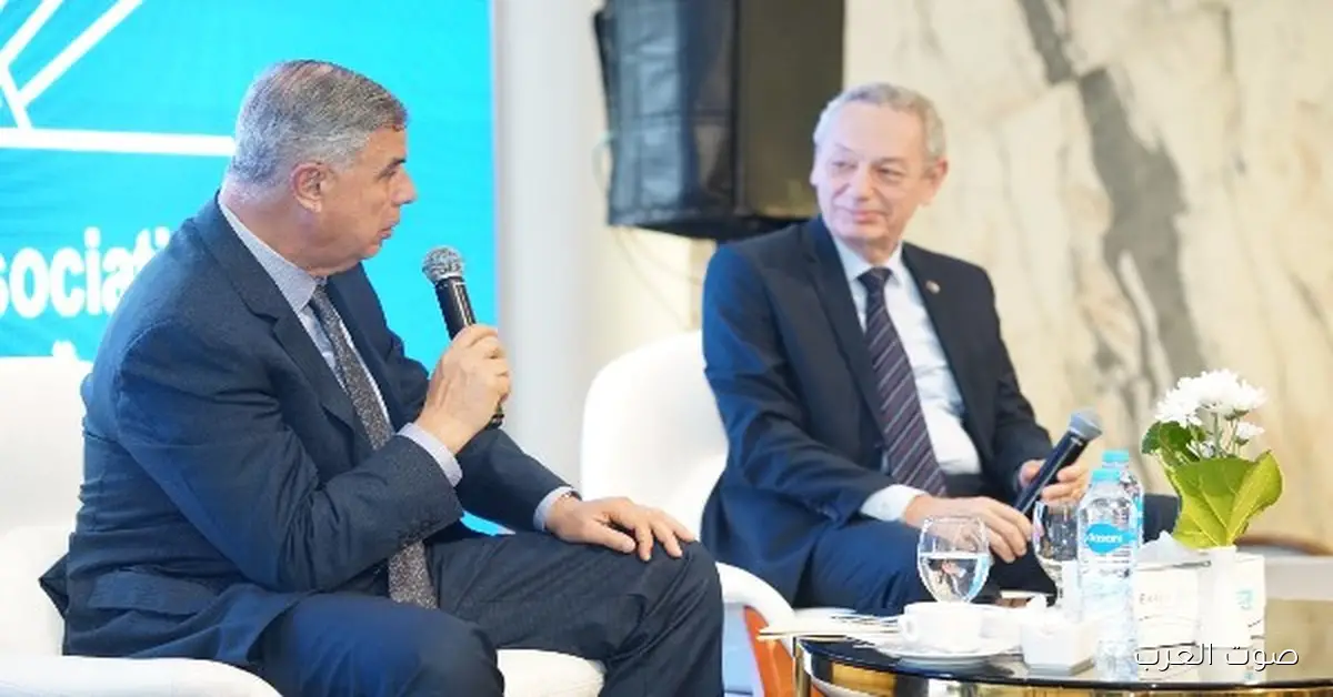 جمعية رجال أعمال الإسكندرية تتناقش مع المحافظ عن خطط تطوير المدينة واستعادة مكانتها الاقتصادية والتاريخية