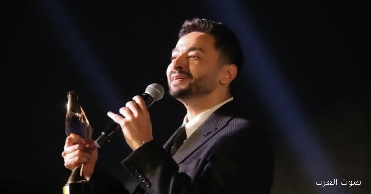 حمادة هلال يحصل على جائزة أفضل مطرب في 2025 من مهرجان The Best