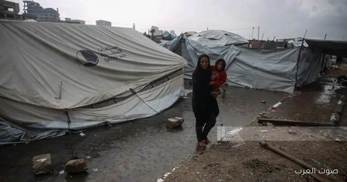 حماس تطلب من الجامعة العربية المساعدة بعد غرق الخيام في غزة