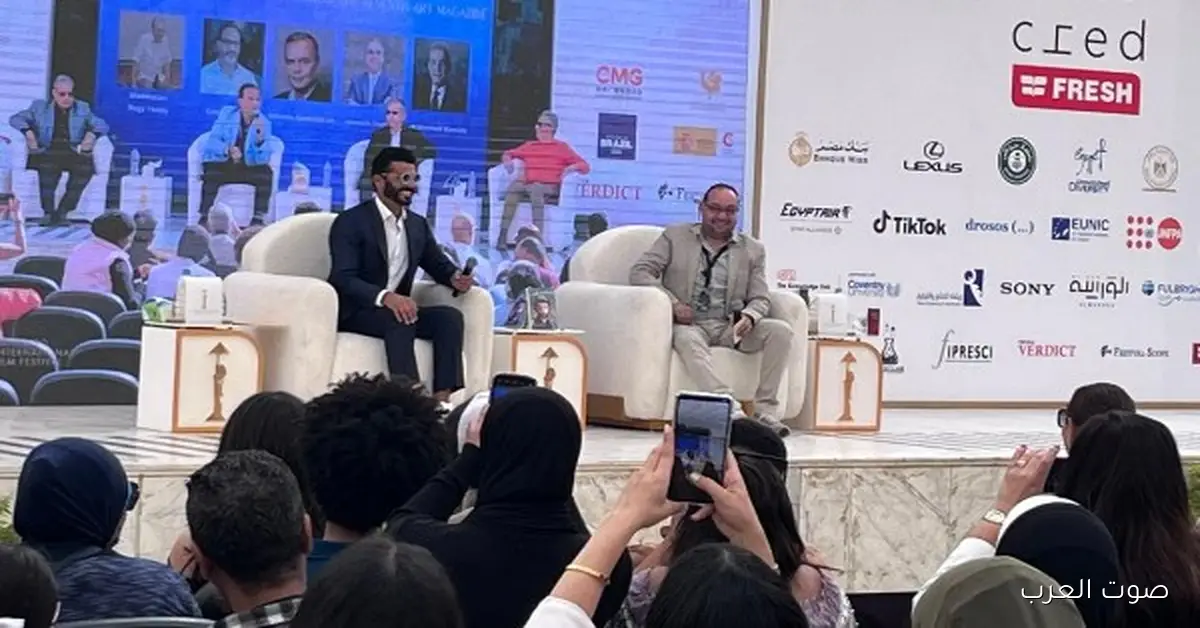 خالد النبوي: اتعلمت من محمد عبد العزيز معنى الالتزام في ليلة عسل