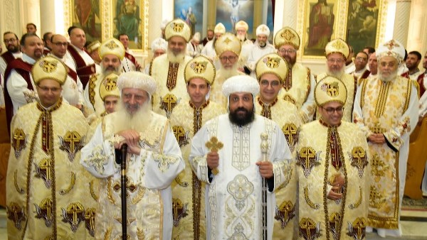 خمسة كهنة جدد ورفع ستة قمامصة في إيبارشية طنطا