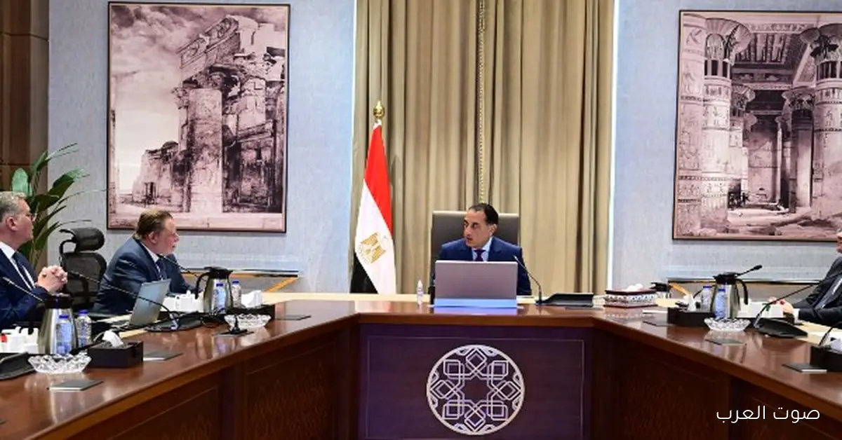 رئيس الوزراء يتابع احتياطي المنتجات البترولية ومستحقات الشركاء الأجانب