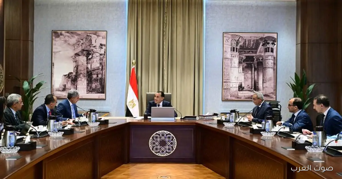 رئيس الوزراء يتابع شغل وزارة السياحة والآثار
