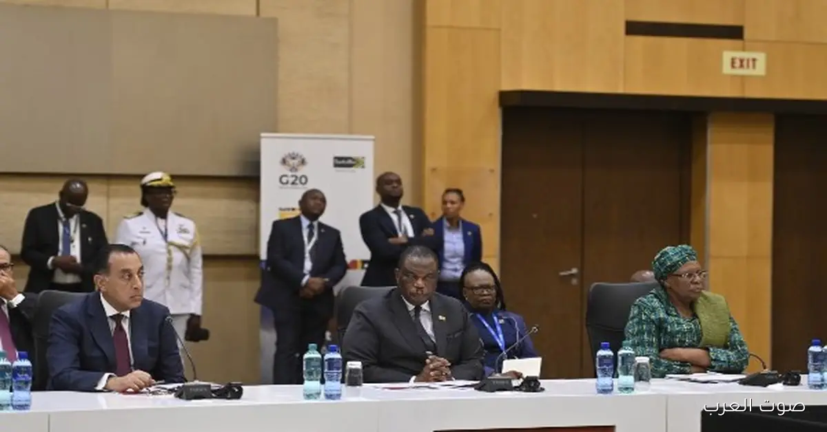 رئيس الوزراء يحضر عشاء عمل مع قادة أفريقيا في قمة مجموعة العشرين