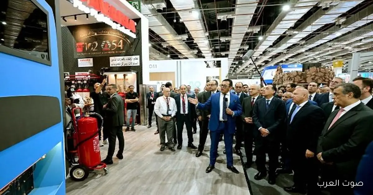 رئيس غرفة الجيزة التجارية يحضر معرض MEA Industry 2025 لدعم الصناعة المحلية