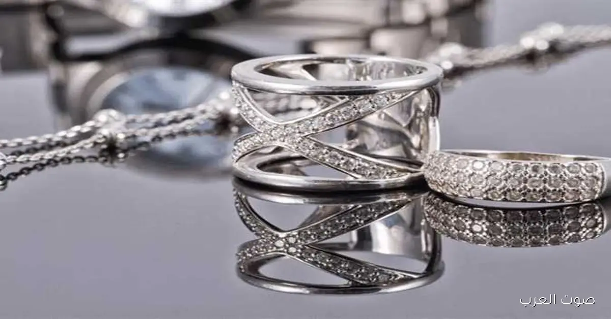 عيار 999 وصل لكام؟؟ سعر جرام الفضة اليوم الأثنين 2025/11/24 في الأسواق المصرية