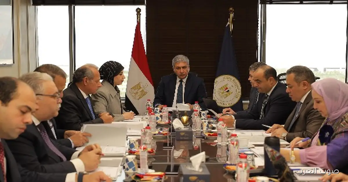 شريف فتحي بيتولى رئاسة اجتماع مجلس إدارة صندوق دعم السياحة والآثار