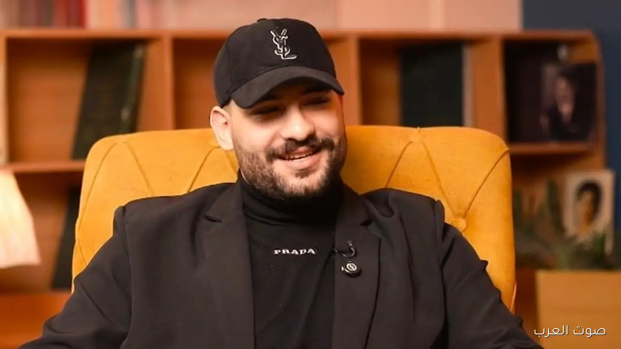 طلقّت مراتي على الهوى.. مسلم لنزار الفارس: نفسي أتجوز هيفاء وهبي