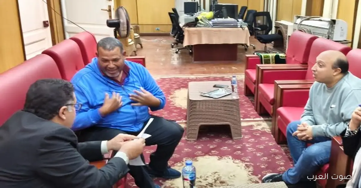 عامل يشكو من عدم صرف الحد الأدنى للأجور في شغله.. ووزارة العمل تبدأ تحقيقاتها وتكشف الحقائق