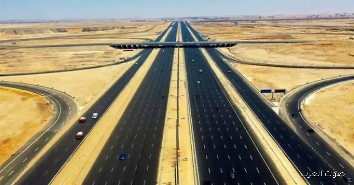 عبد الله: استثمار 550 مليار دولار في البنية التحتية ساعد في نمو الاقتصاد وجذب الاستثمارات الأجنبية