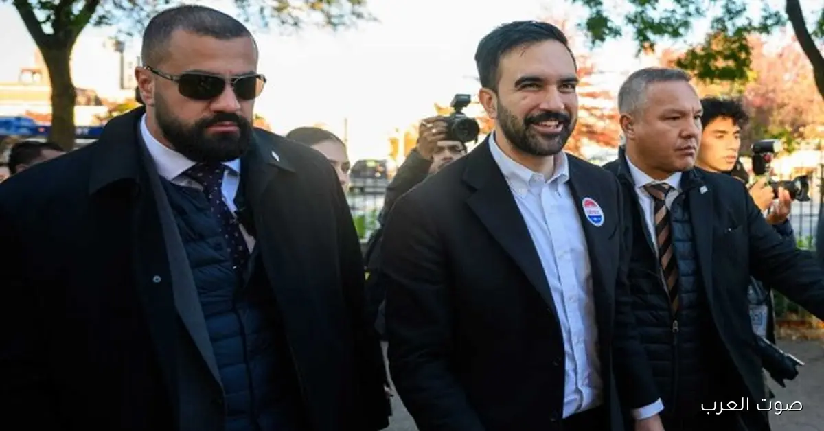 عمدة نيويورك المنتخب: مصر أم الدنيا أثناء زيارته لمحل مصري