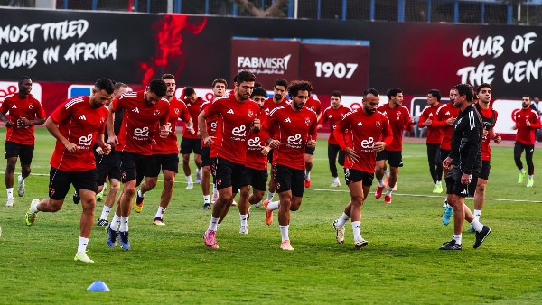 عودة وسام أبو علي للأهلي.. وماذا عن تجديد عقود ديانج والشحات وعبد القادر؟