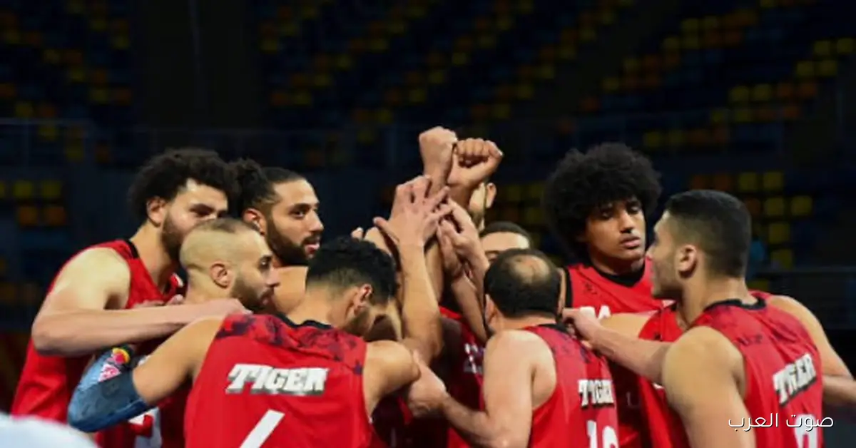 فضيحة جديدة في عالم الرياضة.. الأهلي يضم لاعب لعب قبل كده في إسرائيل