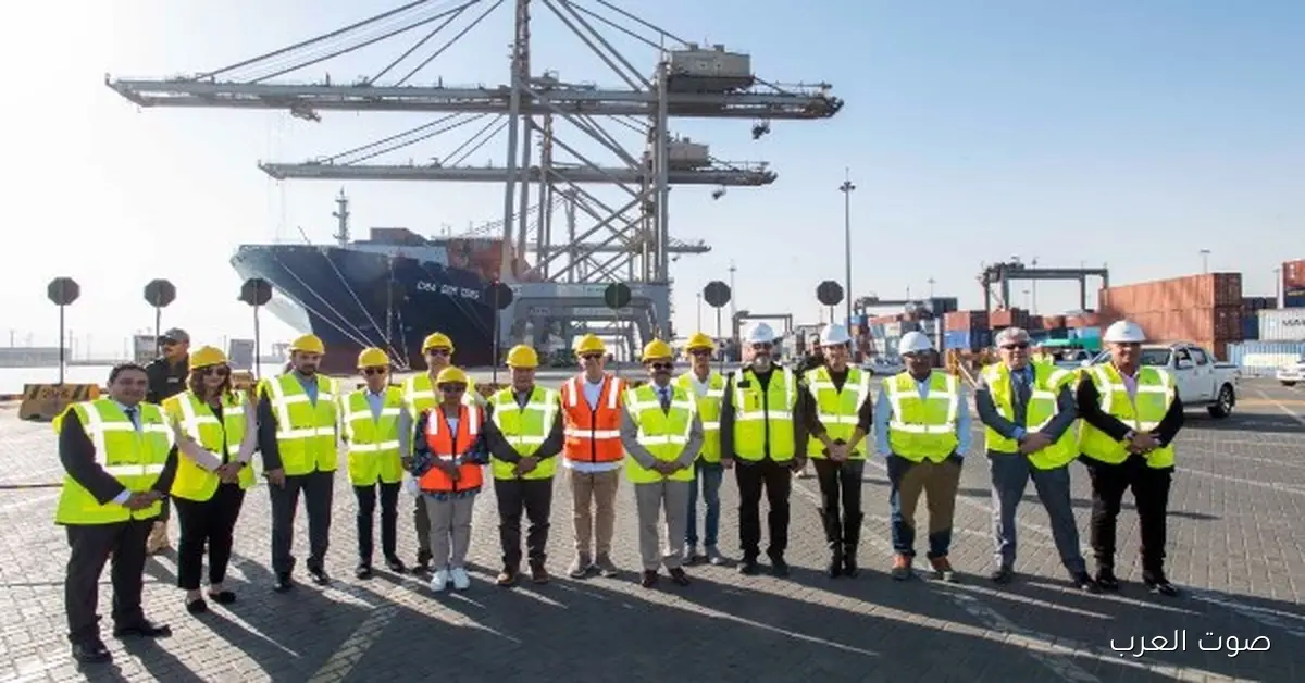 قناة السويس تستقبل 7 سفراء من دول أمريكا اللاتينية