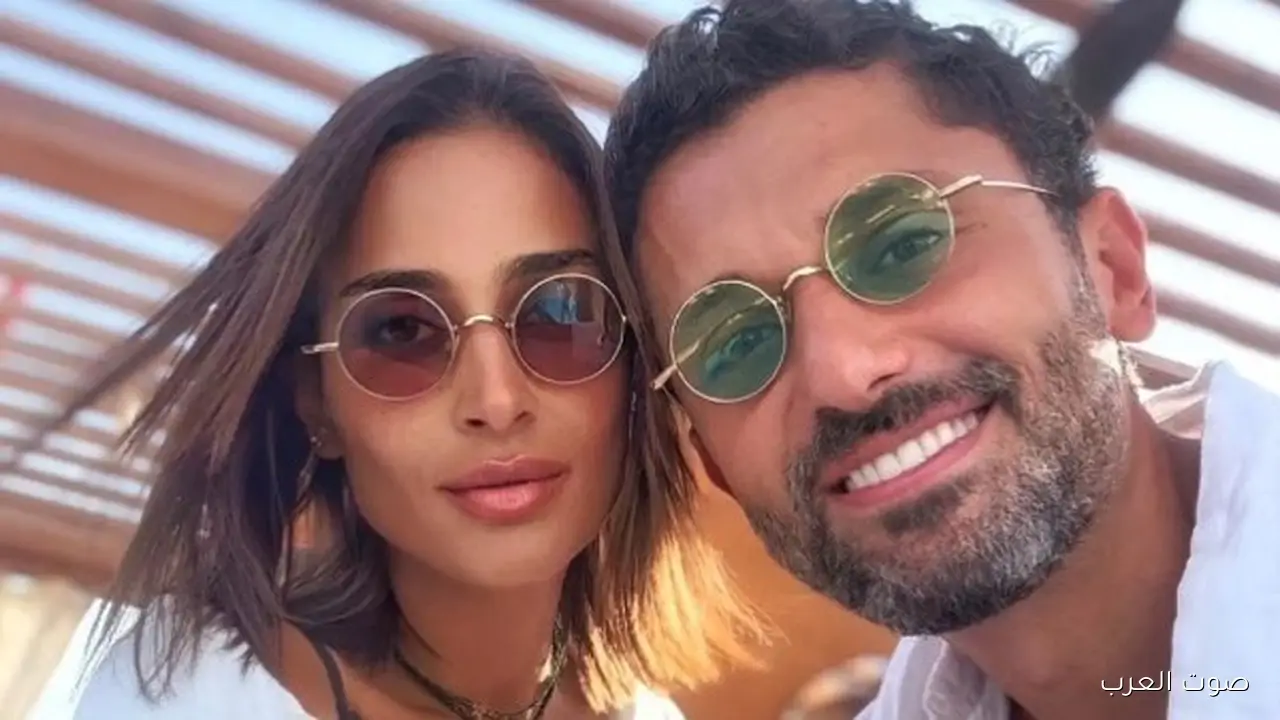 كريم محمود عبد العزيز ينفي ارتباط دينا الشربيني بطلاقه من مراته من غير ما يذكر اسمها