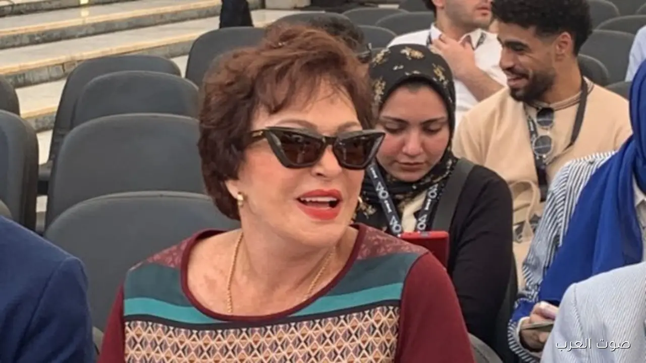 لبلبة كانت أول واحدة توصل في ندوة المخرج محمد عبد العزيز