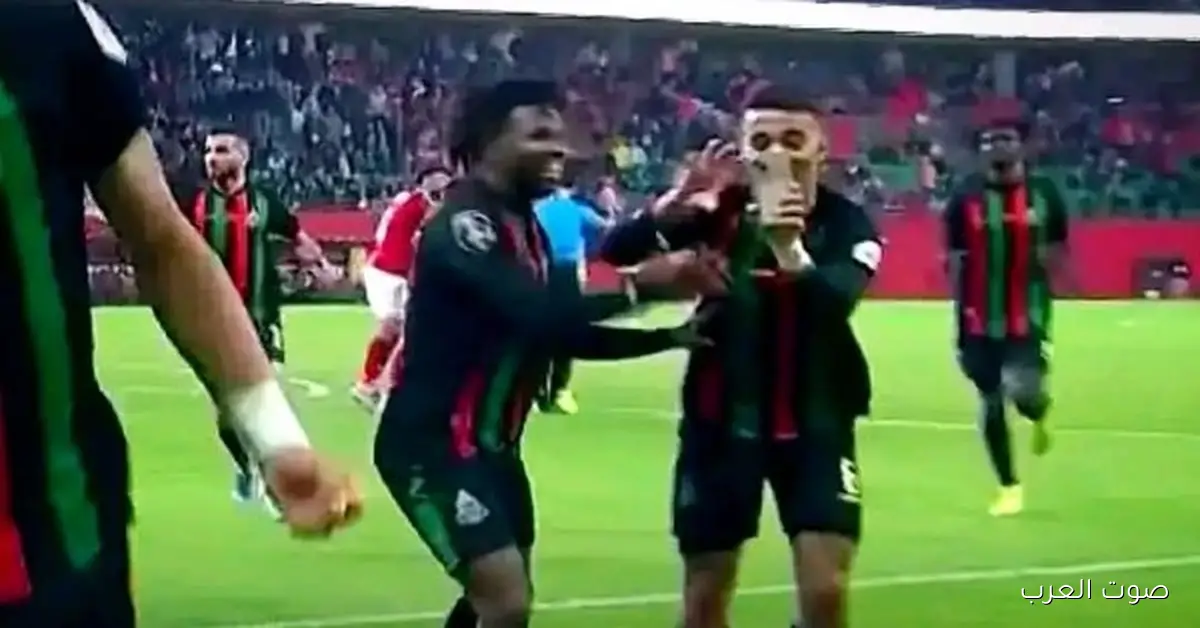 لقطة طريفة بعد هدف بوريكا في مباراة الأهلي والجيش الملكي