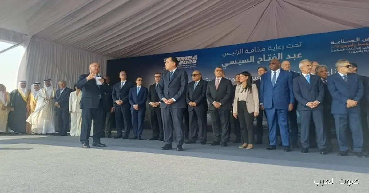 مدبولي يشهد بداية التشغيل التجريبي للقطار السريع بين مطروح والسخنة