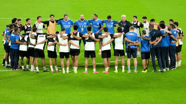 مشكلة جديدة في الزمالك.. مهاجم بيهدد بفسخ عقده