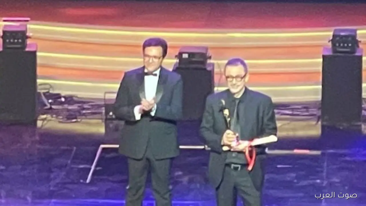 موري بيلجي جيلان يتكرم كرئيس لجنة تحكيم مهرجان القاهرة السينمائي الدولي