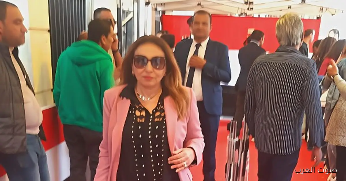 نائب وزير الاتصالات تشارك في انتخابات النواب وتقول: المشاركة واجب علينا