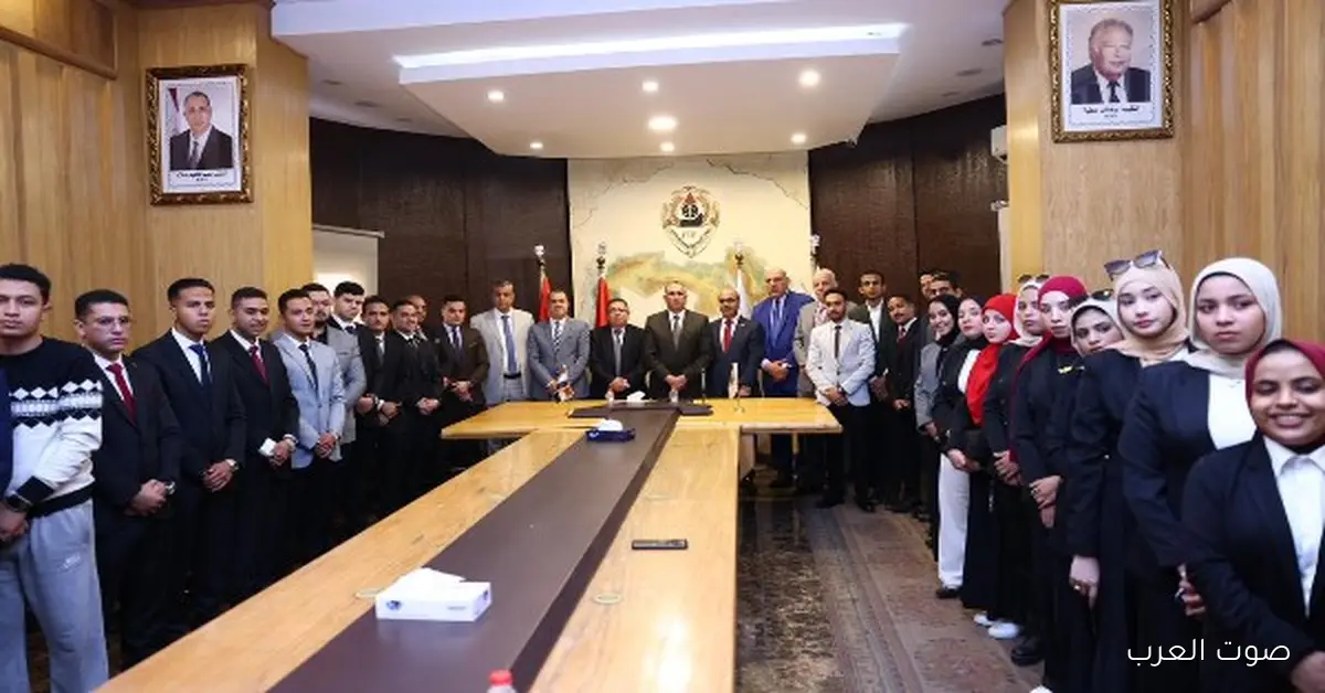 نقيب المحامين يستقبل وفد من حقوق أسيوط ويقول: حريصين على تحسين التدريب القانوني