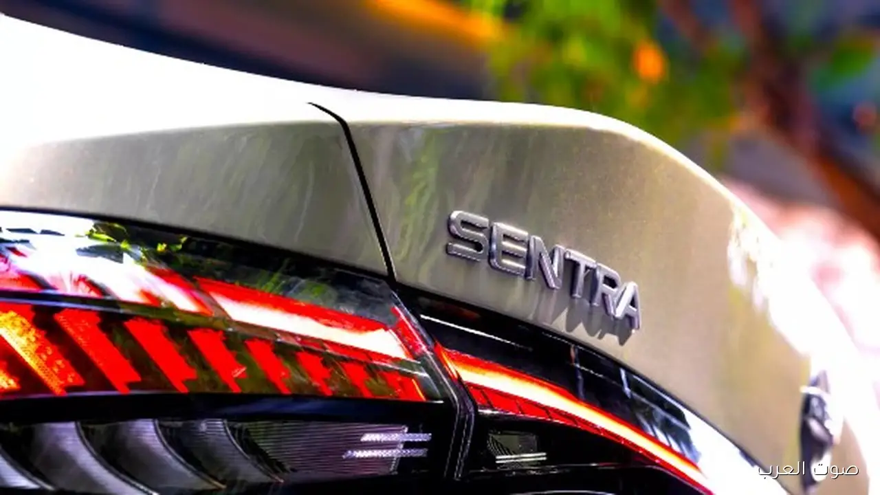 نيسان تفاجئنا بعودة سيارات السيدان الصغيرة