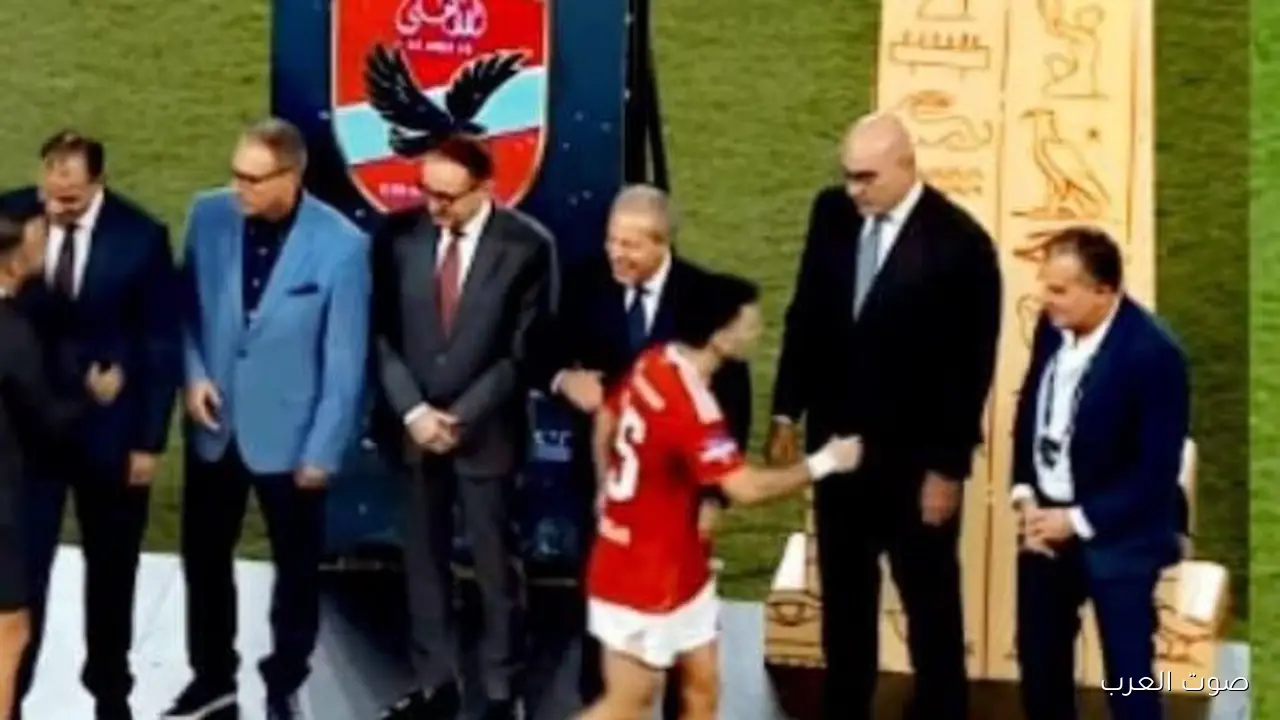 هشام نصر: تصرف زيزو في حفل التتويج كان غير لائق ولازم تحقيق