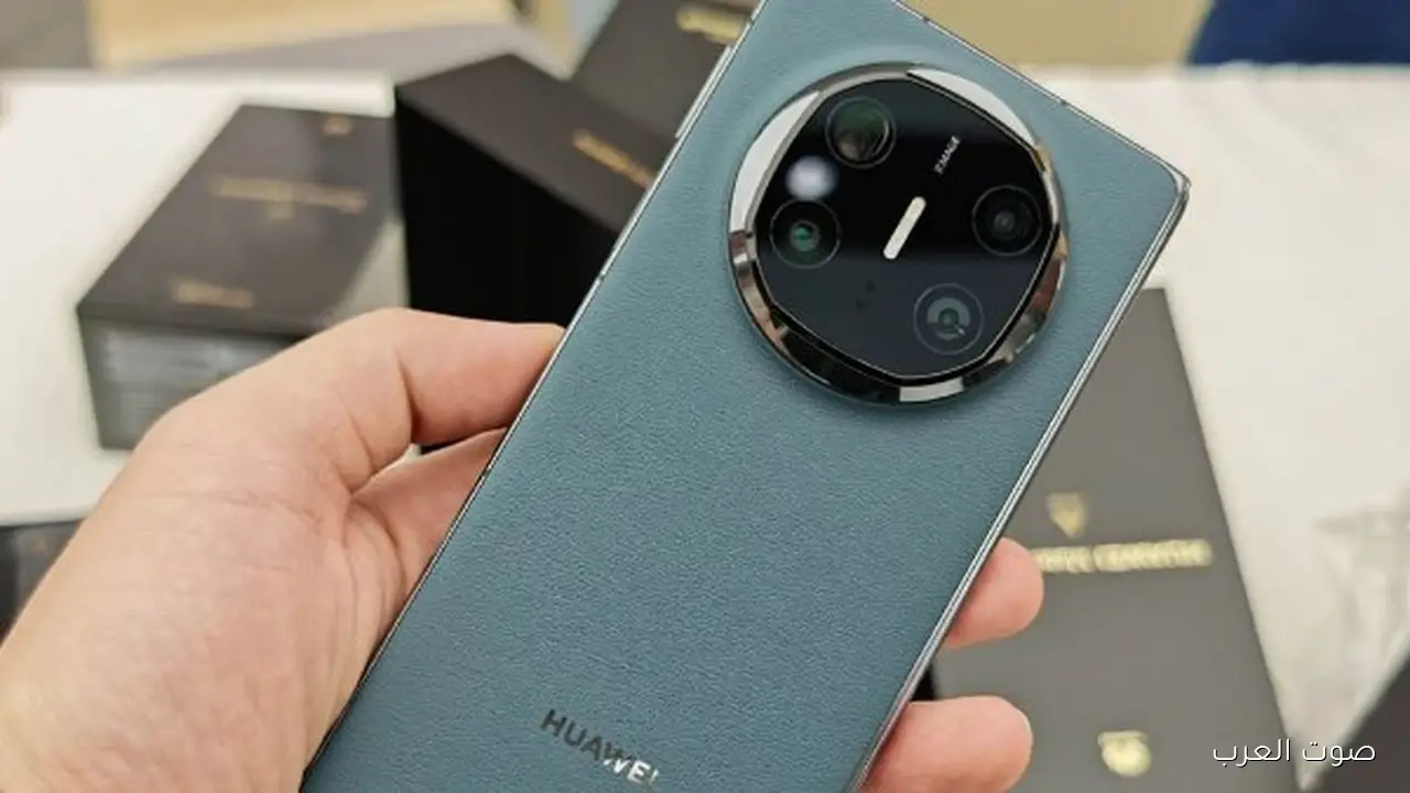 هواوي بتجهز لهاتف جديد قابل للطي.. ممكن ينافس آيفون Fold