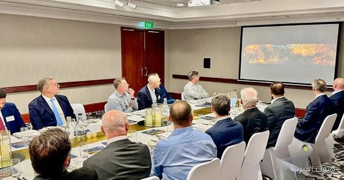 وزير البترول والثروة المعدنية يجتمع مع شركات التعدين الأسترالية في لقاء كبير