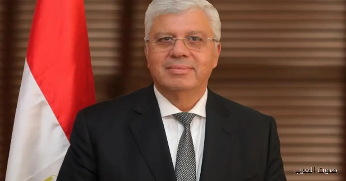 وزير التعليم العالي يناقش طرق تعزيز التعاون مع وفد من الجامعة المفتوحة في الصين