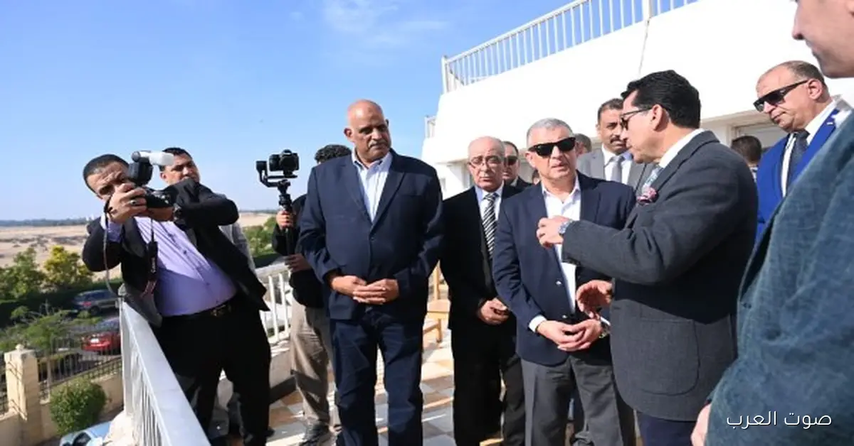 وزير الشباب والرياضة ومحافظ الإسماعيلية يتابعوا شغل مركز الابتكار الشبابي والتعلم