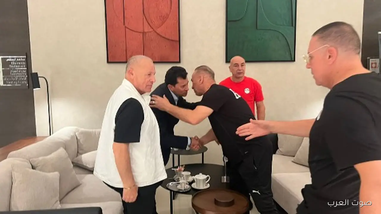 وزير الشباب والرياضة يتفقد معسكر منتخب مصر في الإمارات قبل البطولة الودية الدولية