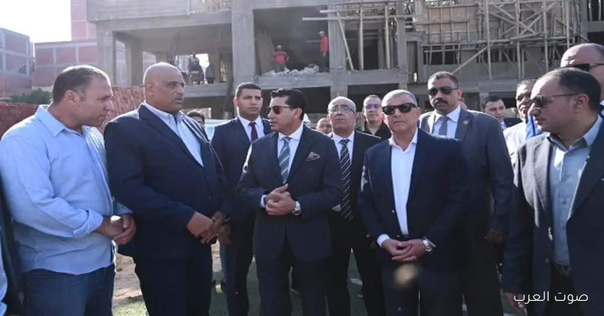 وزير الشباب ومحافظ الإسماعيلية يتفقدوا إنشاء المدرسة المصرية اليابانية في مركز التنمية الشبابية بالسلام