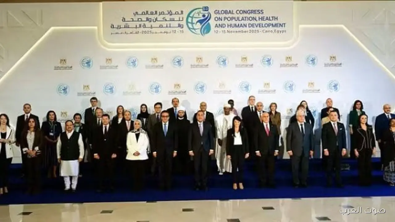 وزير الشباب يحضر الجلسة الأولى للمجموعة الوزارية لتنمية الشباب