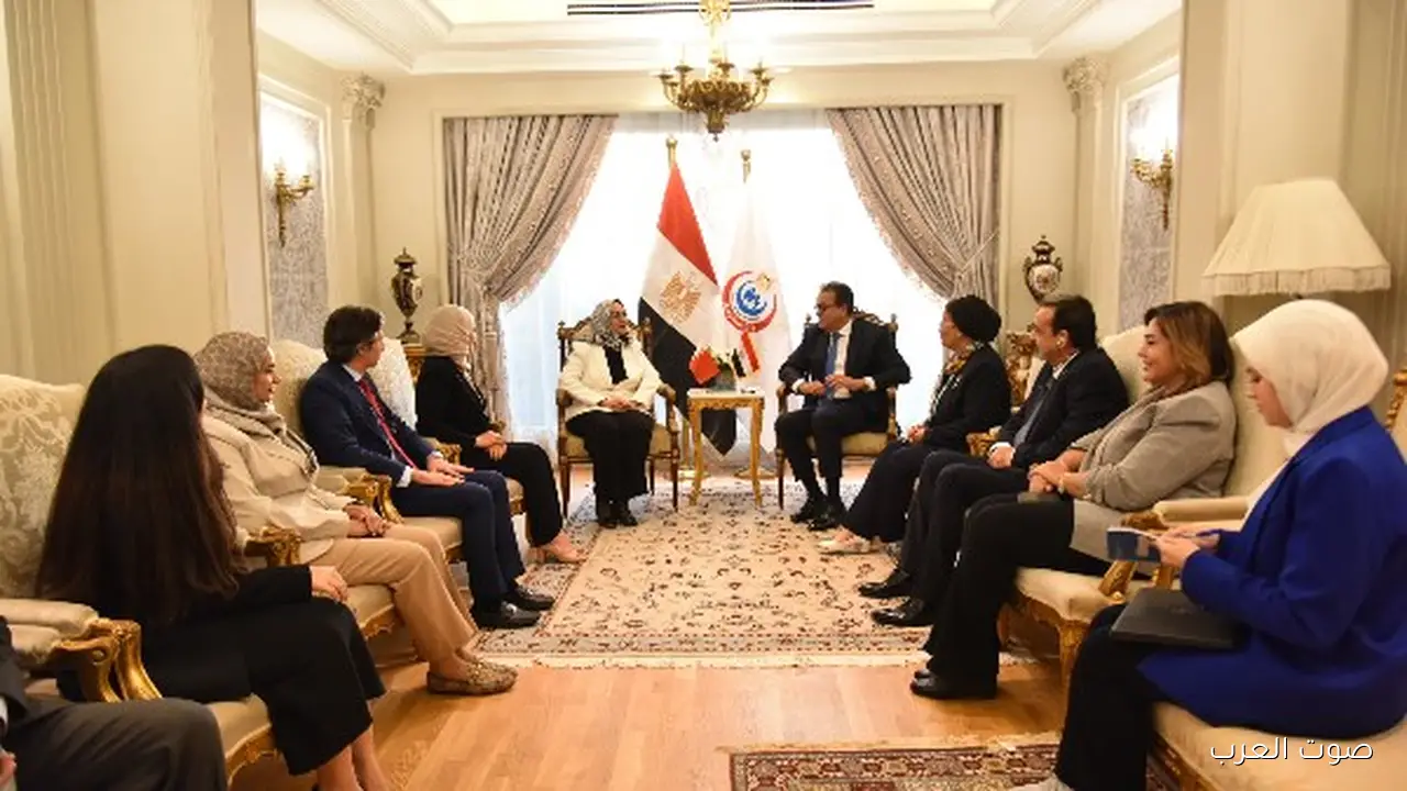 وزير الصحة يستقبل وزيرة الصحة البحرينية لبحث سبل التعاون بين البلدين