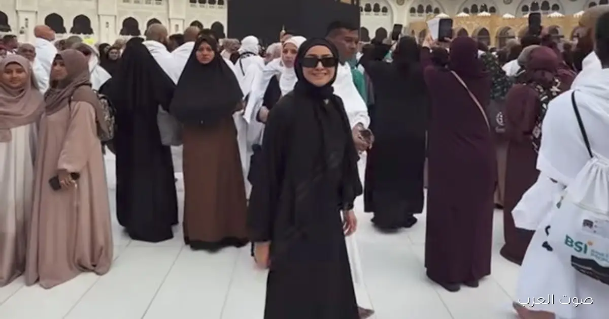 هند عبد الحليم تروح العمرة