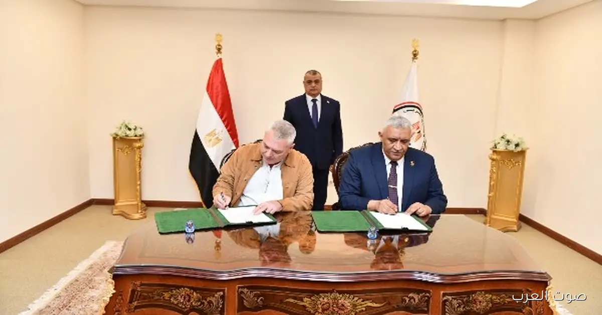 وزير الإنتاج الحربي يحضر توقيع عقد تعاون في التصنيع العسكري ضمن فعاليات EDEX 2025