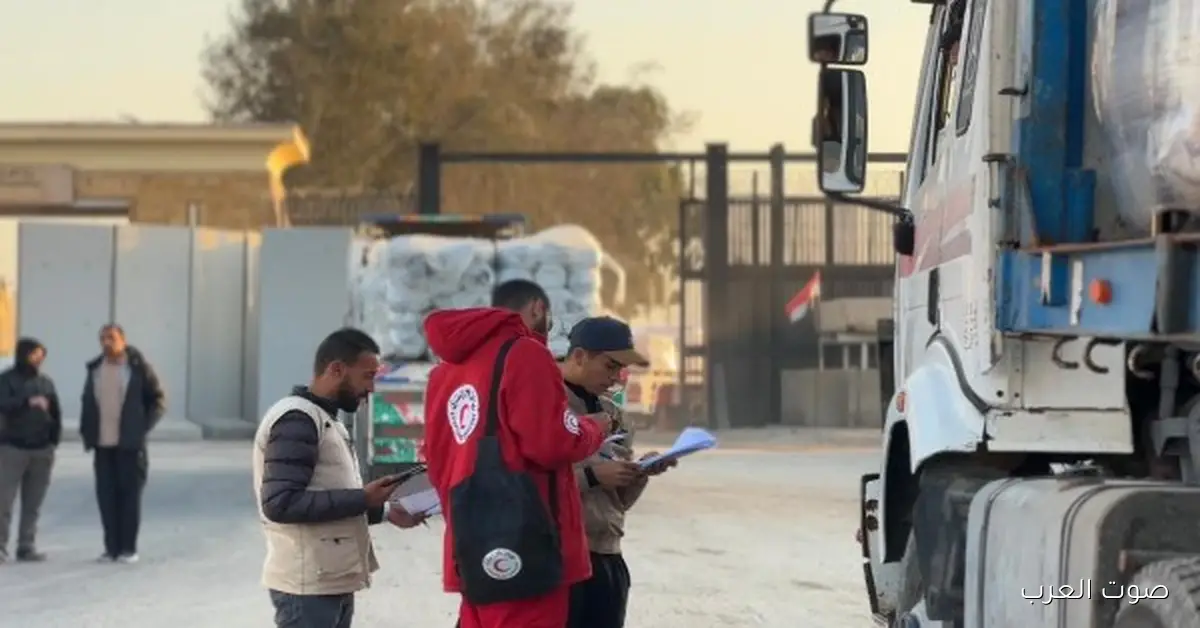 الهلال الأحمر يرسل القافلة رقم 87 «زاد العزة» لغزة