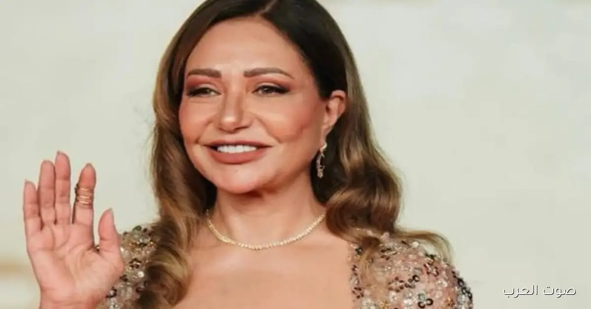 ياسمين صبري وليلى علوي في مقدمة النجوم.. الفنانون يلمعوا في افتتاح مهرجان البحر الأحمر السينمائي