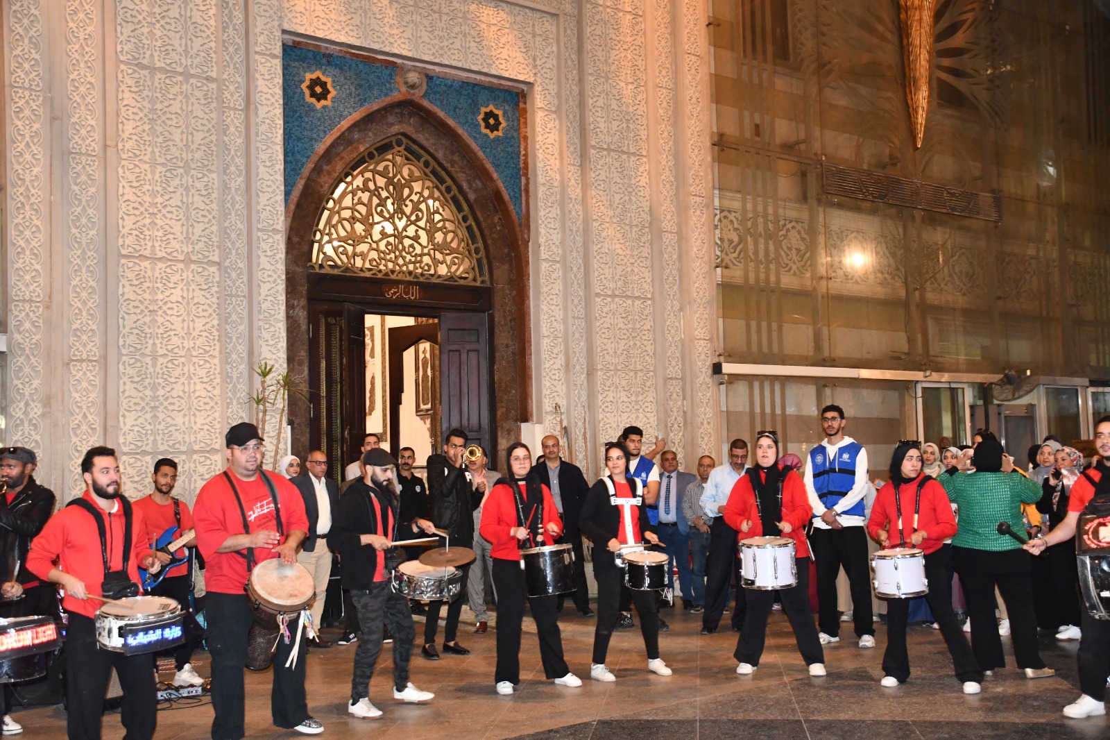 أول رحلة لقطار الشباب بمشاركة 500 شاب وفتاة لزيارة معالم مصر التاريخية 14 1764993746 25 أول رحلة لقطار الشباب بمشاركة 500 شاب وفتاة لزيارة معالم