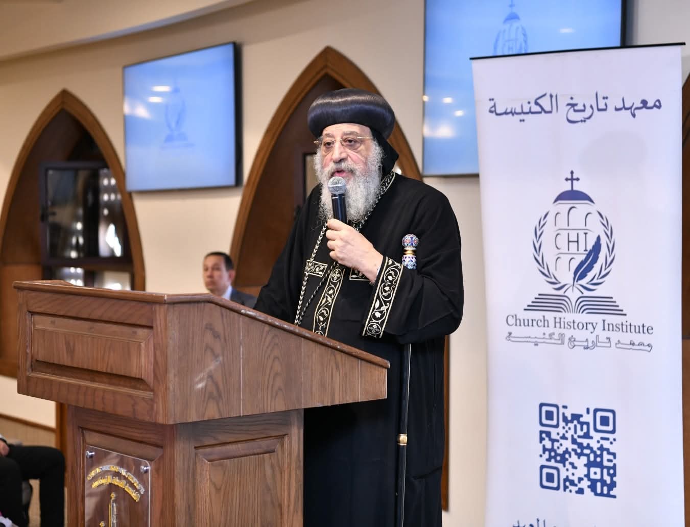 البابا تواضروس يشجع على دراسة تاريخ الكنائس التانية 5 فريق الكورال