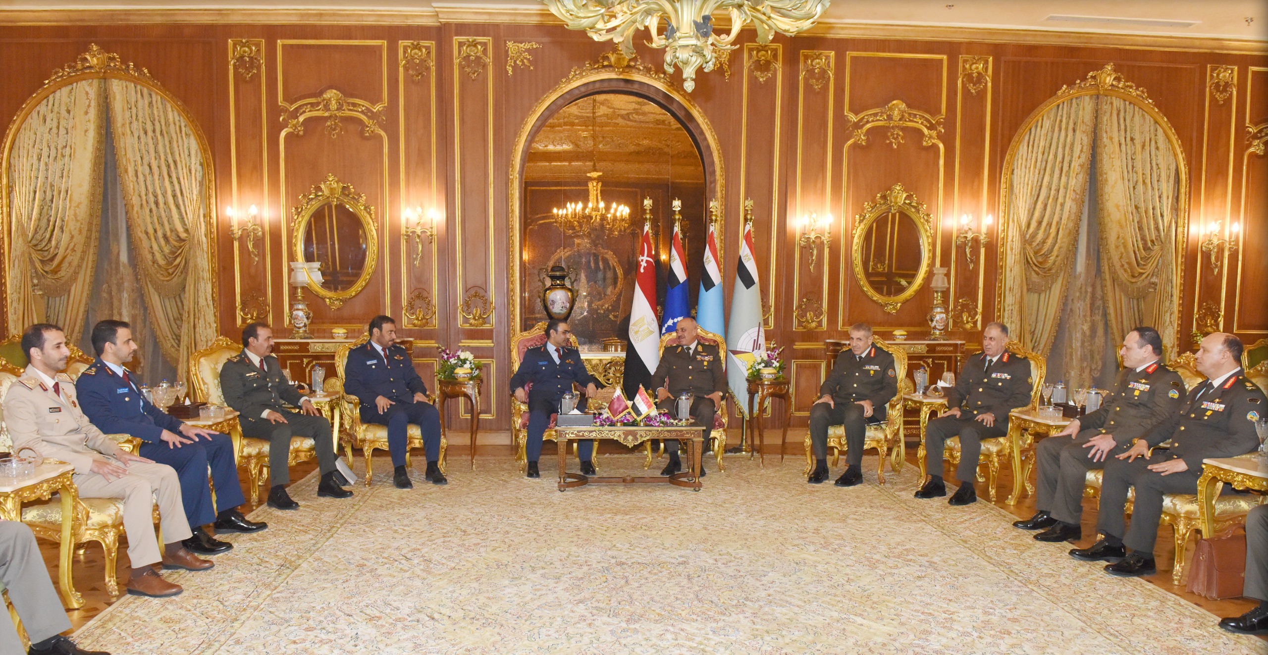 رئيس الأركان يتقابل مع نظيره القطري لبحث التعاون العسكري بين البلدين 10 1765040122 731 رئيس الأركان يتقابل مع نظيره القطري لبحث التعاون العسكري بين