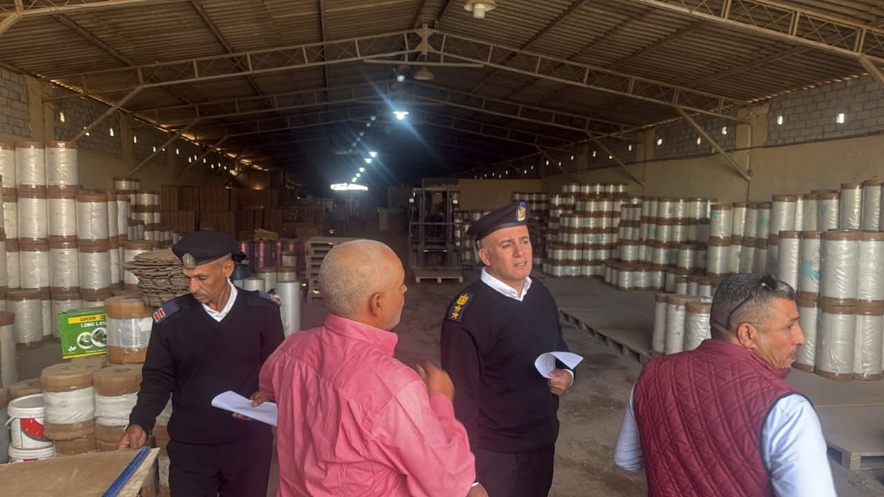 حملة لإغلاق قاعات الأفراح والأنشطة التجارية المخالفة في جمعية عرابي بالعبور الجديدة 4 حملة إزالة المنشآت المخالفة