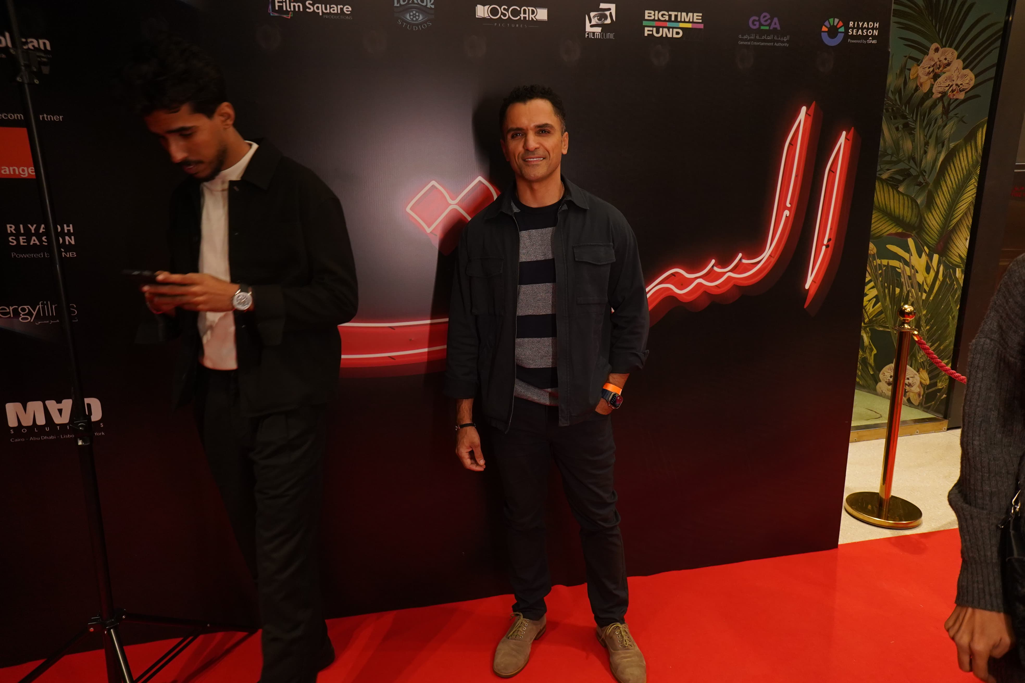 نجوم الفن يتألقوا على السجادة الحمراء في عرض فيلم «الست».. تابعوا معنا 3 1765062141 456 نجوم الفن يتألقوا على السجادة الحمراء في عرض فيلم الست