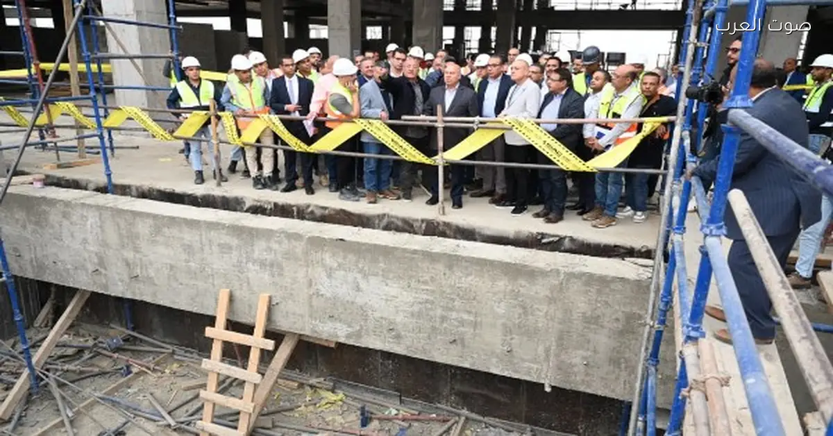 إنشاء رصيف لشحن البضائع في محطة قوص للقطار الكهربائي لخدمة المنطقة الصناعية في قنا