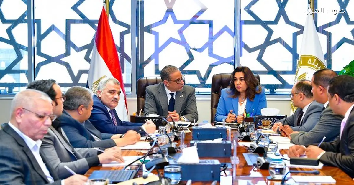 منال عوض: جهود تحسين بيئة بحيرة قارون قصة نجاح كبيرة