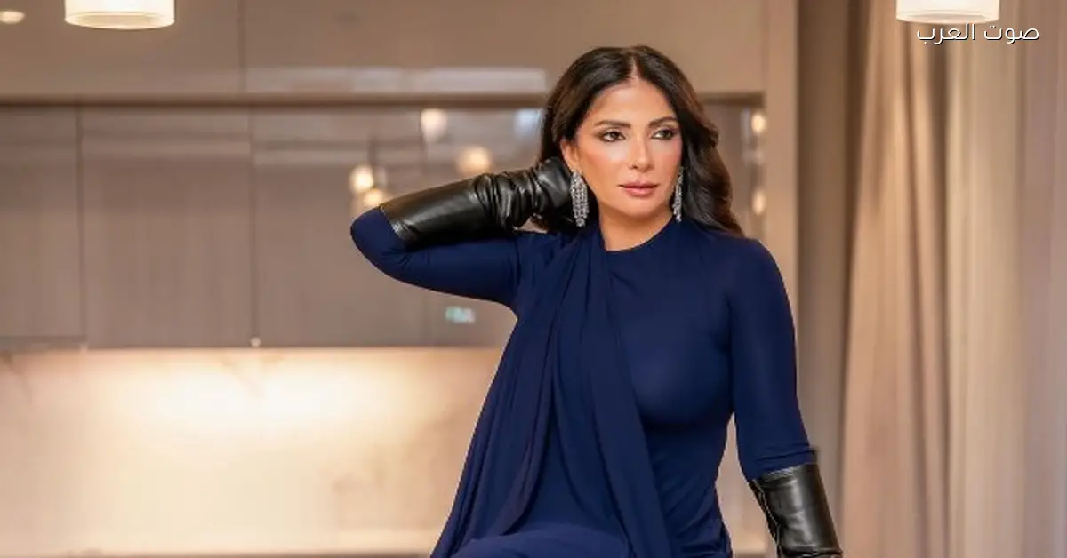 منى زكي بتلفت الأنظار في آخر إطلالة ليها