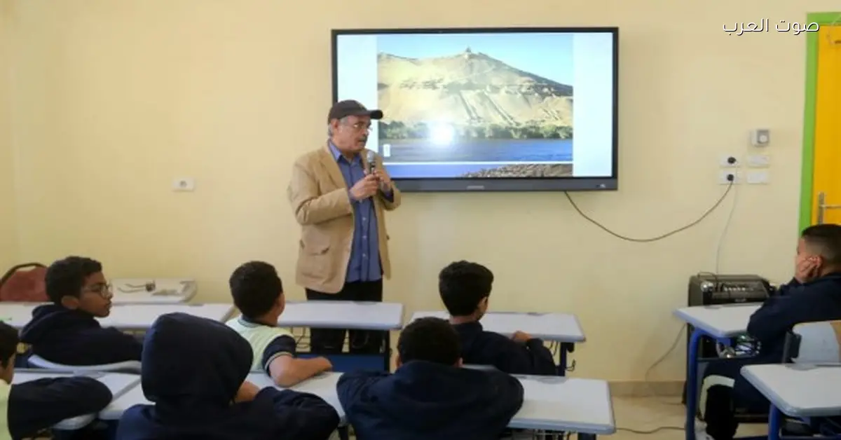 مؤسسة زاهي حواس بتنظم محاضرة تثقيفية في أسوان