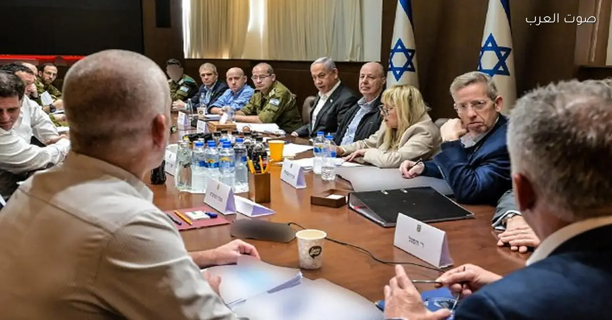 اجتماعات عاجلة للأمن الإسرائيلي بعد هتافات مؤيدة لغزة في عرض عسكري سوري